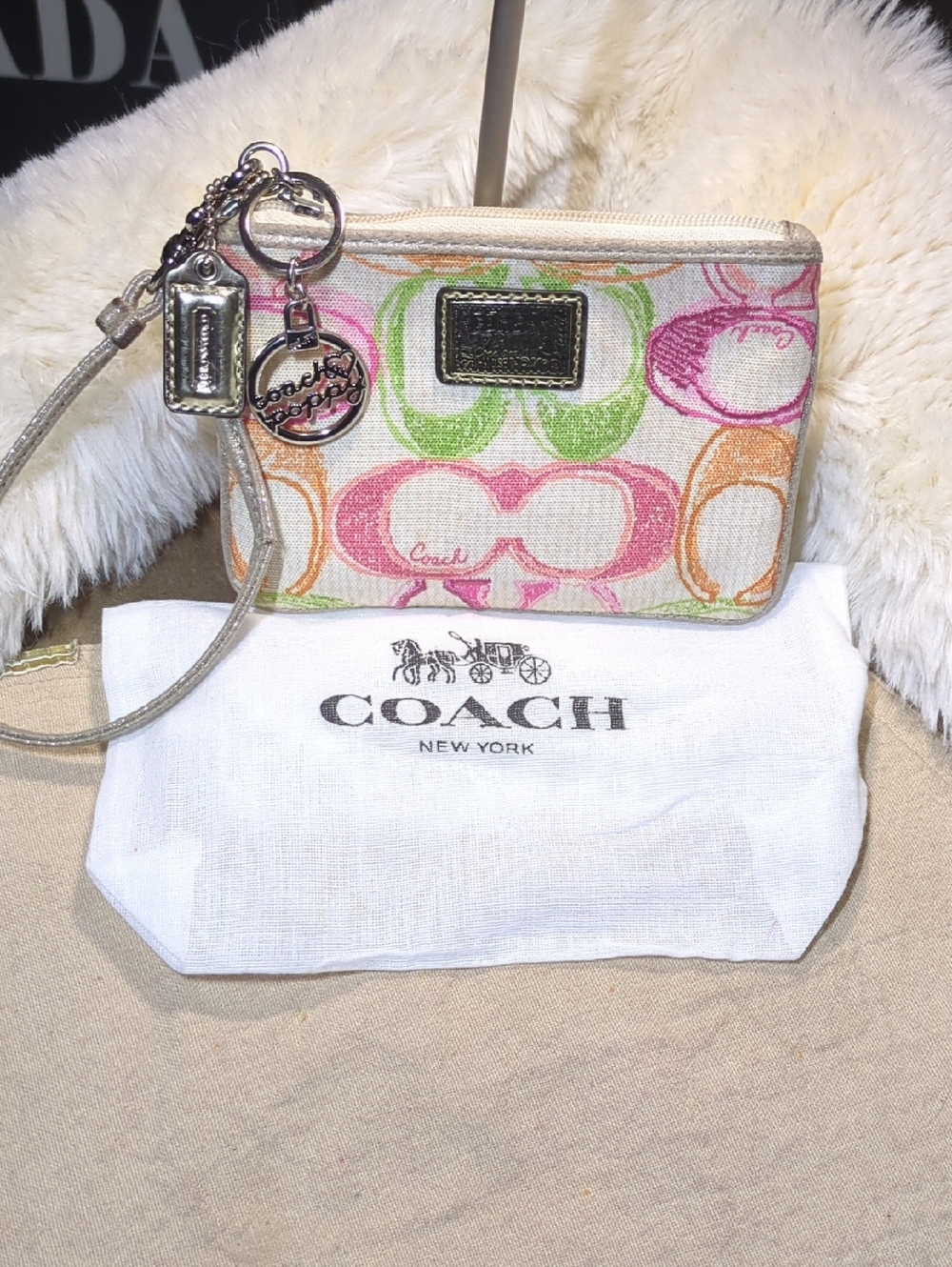 COACH Poppy Scribble Multicolor Wristlet W/ Coach Poppy Hang Tag NOW ONLY $85